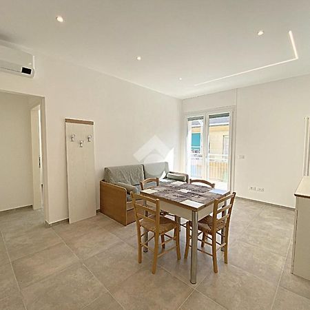 Residence Cristallo Alassio Ngoại thất bức ảnh